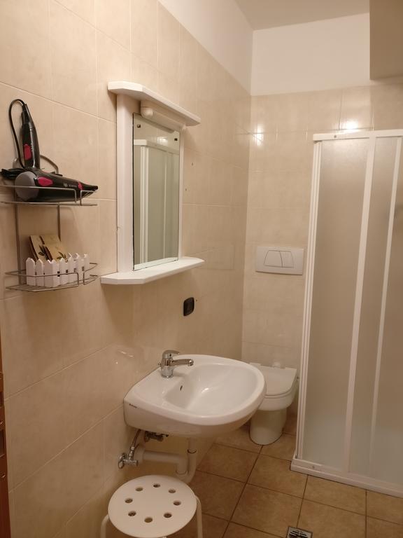Garni Al Laghet Hotel Тено Екстериор снимка